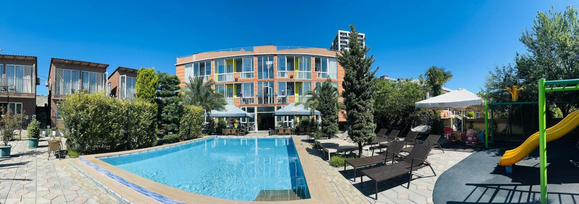 Hotel Buta Батумі Екстер'єр фото