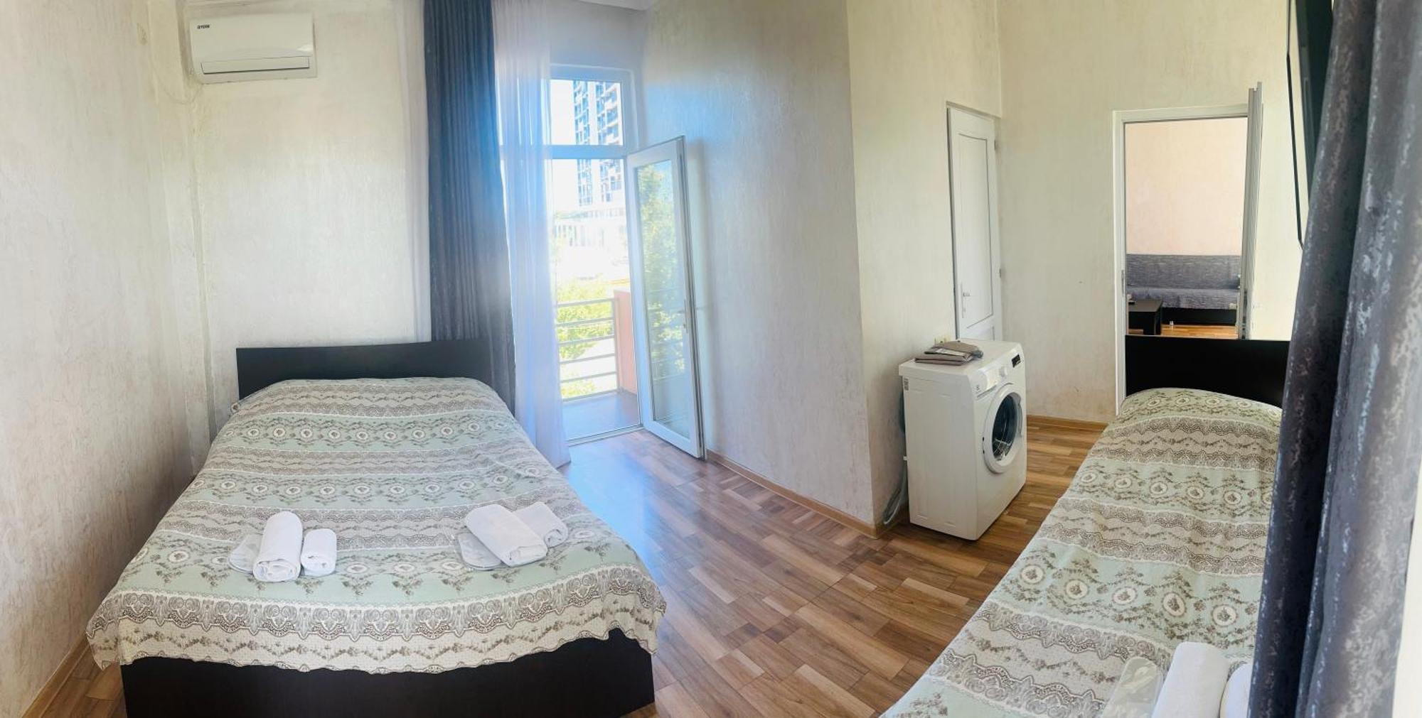 Hotel Buta Батумі Екстер'єр фото