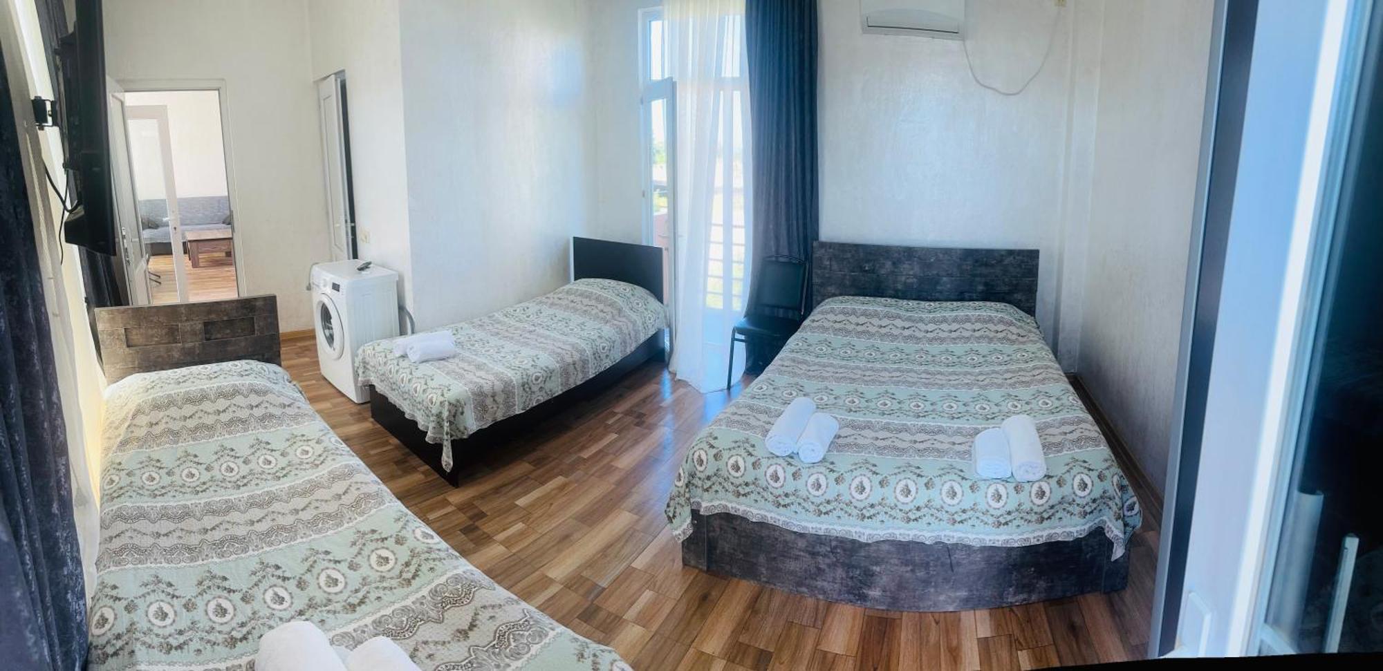 Hotel Buta Батумі Екстер'єр фото