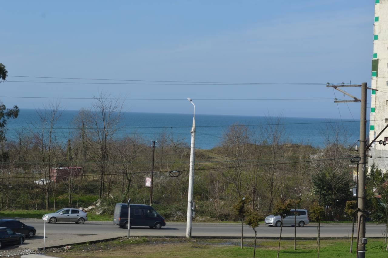 Hotel Buta Батумі Екстер'єр фото