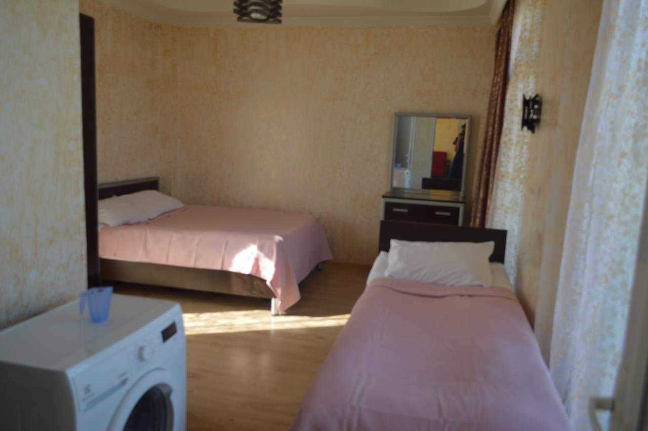 Hotel Buta Батумі Екстер'єр фото